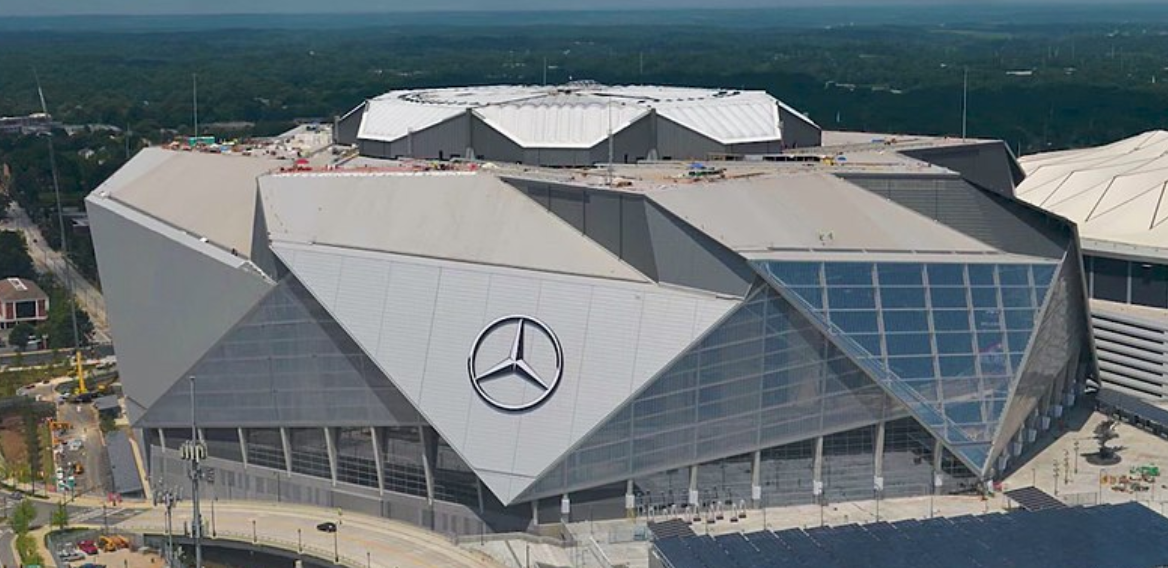 These Stadiums Went Cashless in 2019: What Does This Mean for 2020?